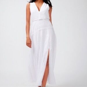 WHBM  White eyelet Maxi Gown with V-neck Sleeveless Design   NWT 8